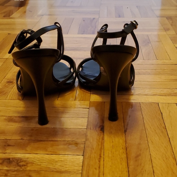 Shoes - Picture 3 of 4